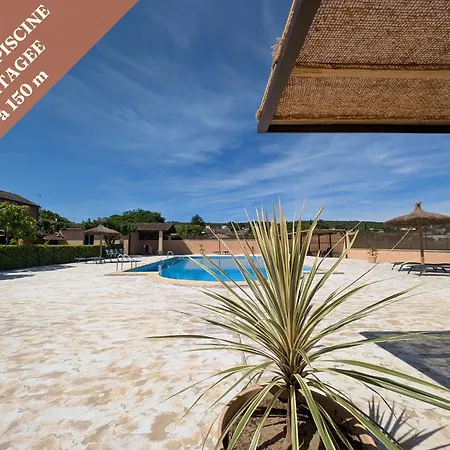 Maison Centre Jardin Piscine Partagee Goudargues