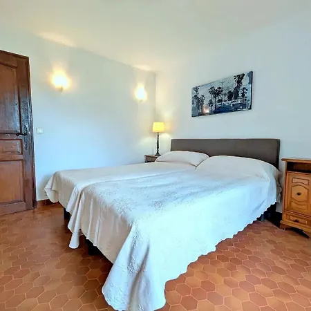 Maison Centre Jardin Piscine Partagee Prázdninový dům Goudargues